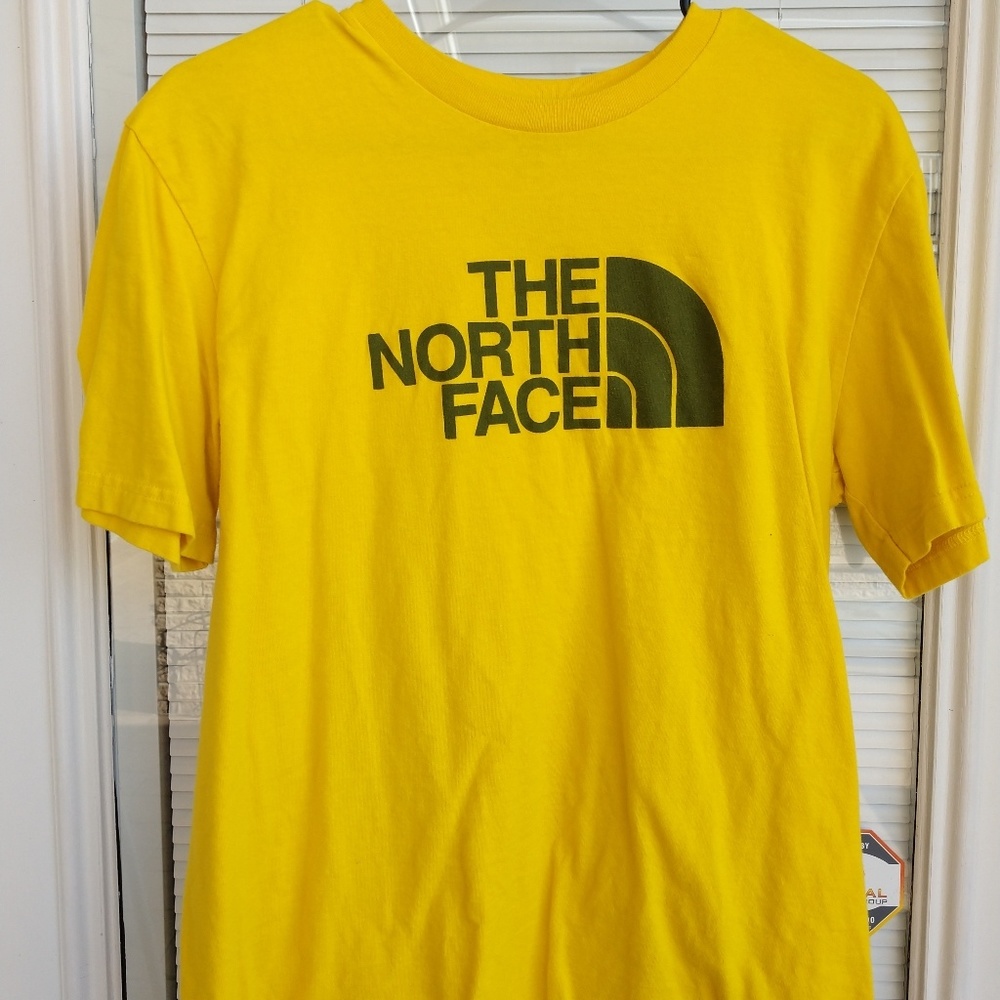 Mens North Face T-shirt